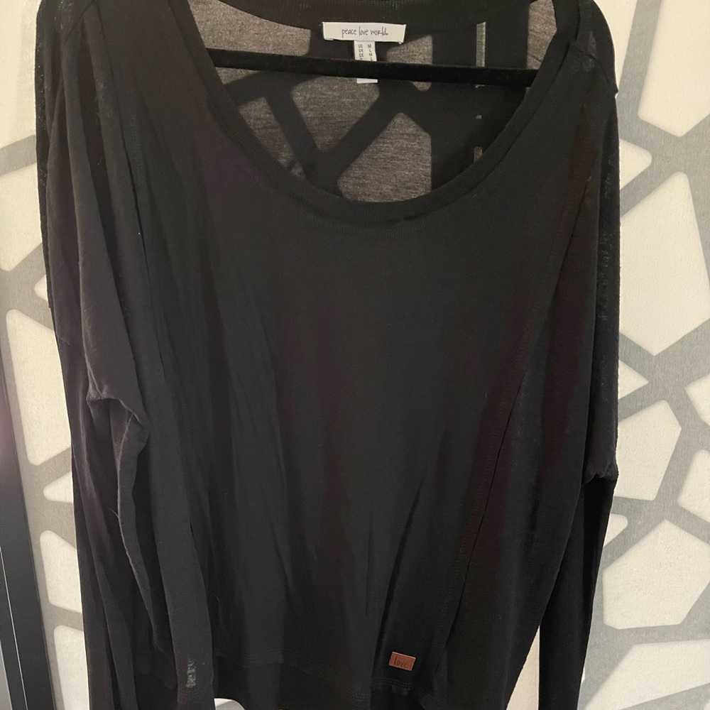 Peace Love World, New, never worn never washed top size Med